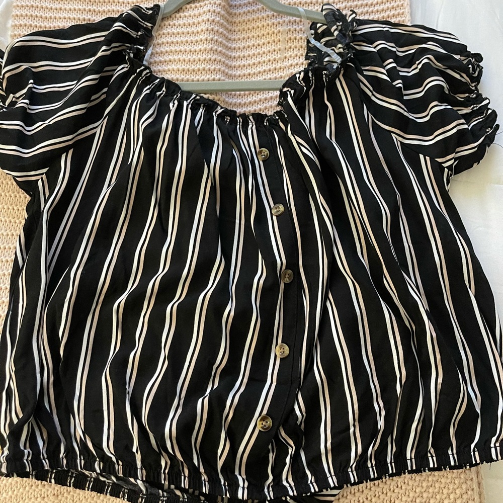 cropped button down blouse